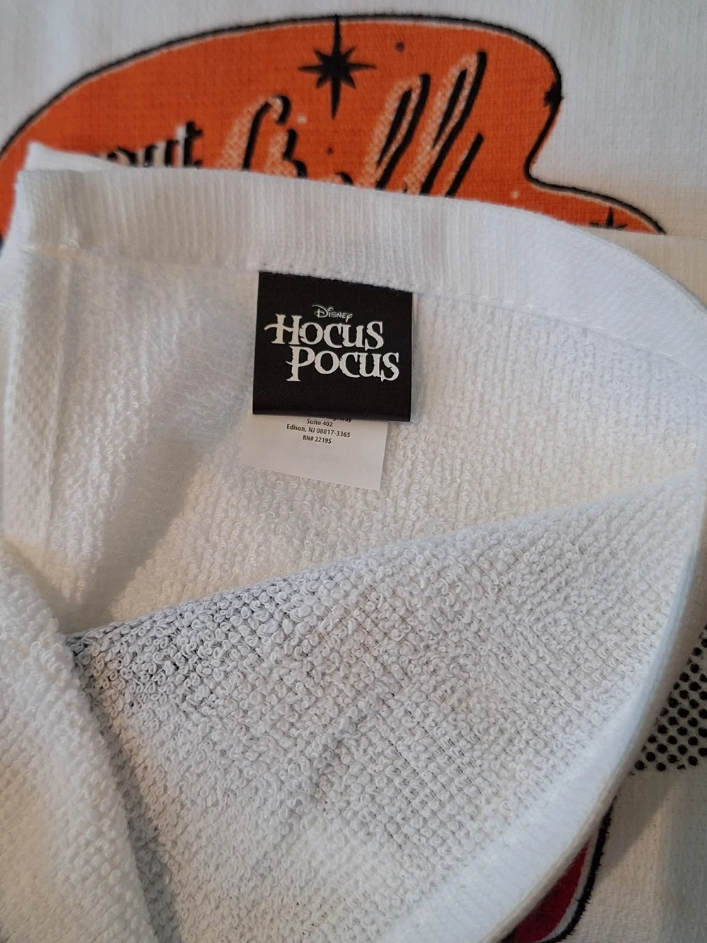 Disney Hocus Pocus Dish Towel & Handmade Crochet Towel Holder NWOT